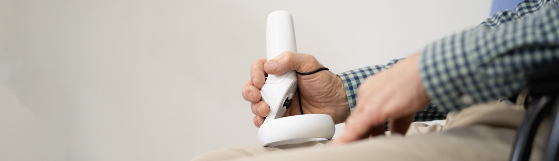 Visual Field Analyzing Handheld Devices